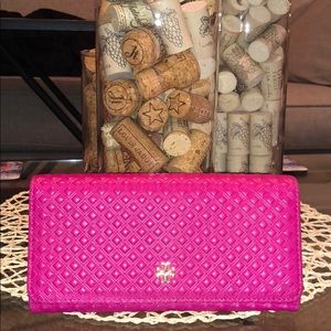 ❌SOLD❌ Tory Burch Wallet